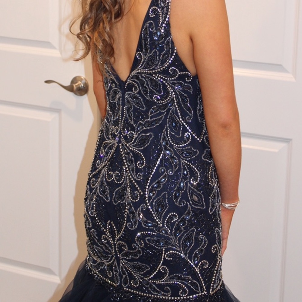 Vienna Prom - Picture 3 of 5